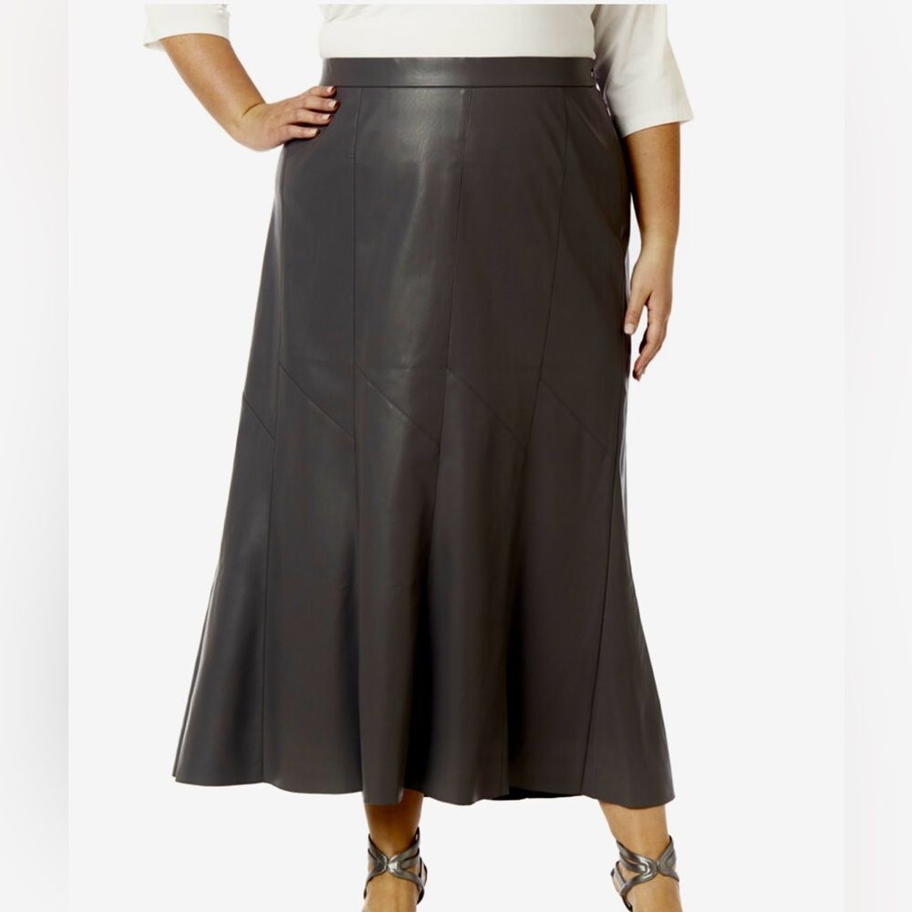 Catherines black label black vegan leather midi skirt size 0X NWT